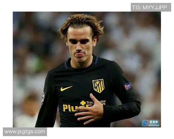 足球球星膝关节X光片解析：揭秘运动员膝部健康与伤病防护秘密